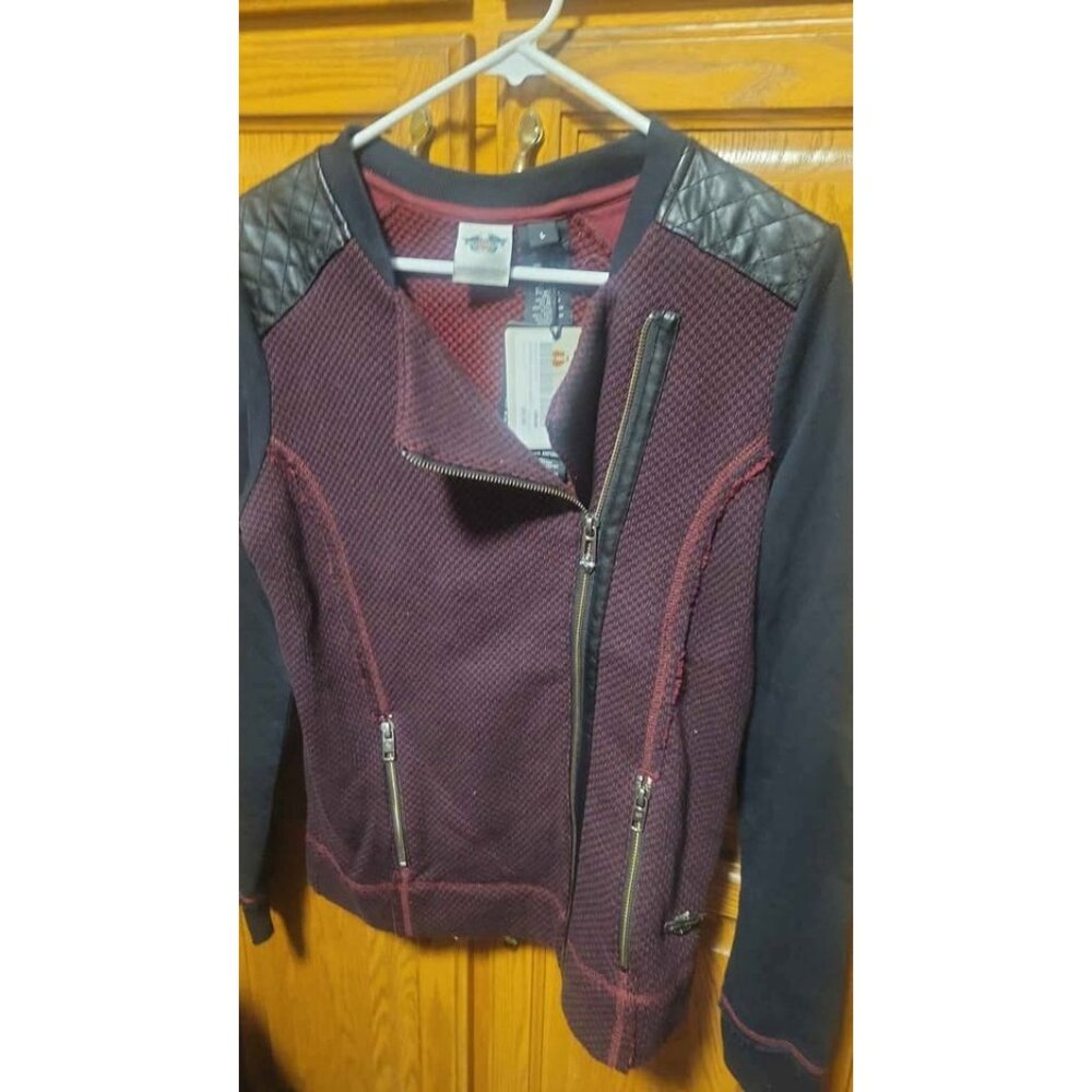 NEW Womens Size Large Harley Davidson Motorcycles Black and Red Biker Sweater Ca